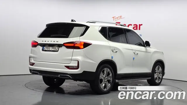 KG_Mobility_Ssangyong Rexton 2020 thumb 2