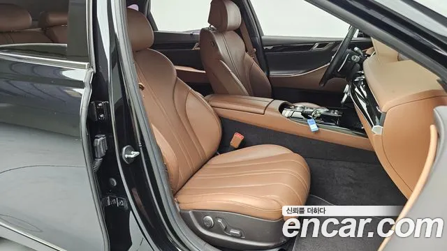 Genesis G80 2021 thumb 11