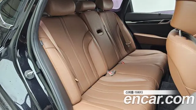 Genesis G80 2021 thumb 12