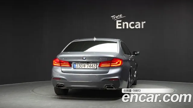 BMW 5 серии 2019 thumb 4