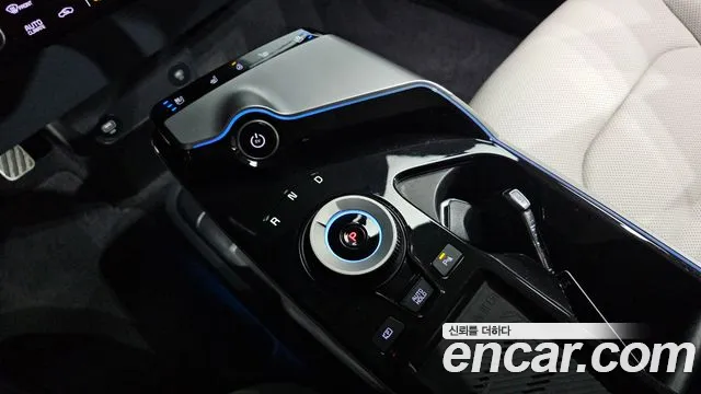 Kia EV6 2023 thumb 9
