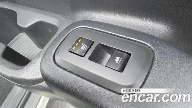 Hyundai Santa Fe 2023 thumb 12
