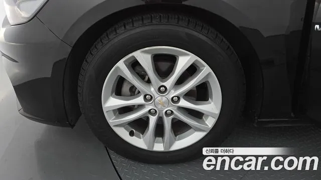 Chevrolet Malibu 2017 thumb 5
