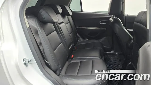 Chevrolet Tracker 2015 thumb 11