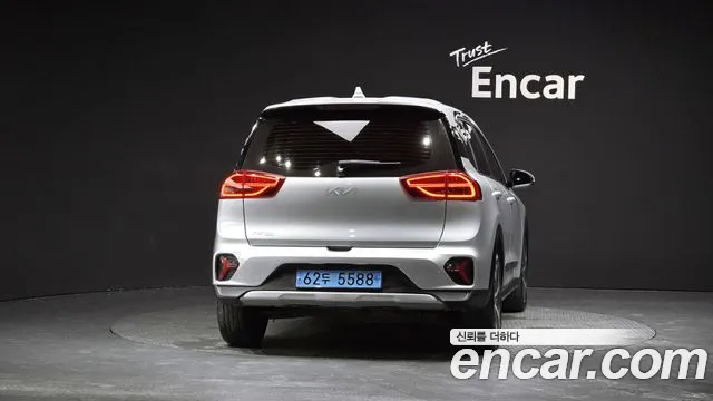 Kia Niro 2022 thumb 3