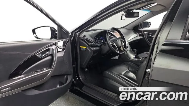Hyundai Grandeur 2013 thumb 10