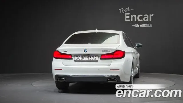BMW 5 серии 2020 thumb 4
