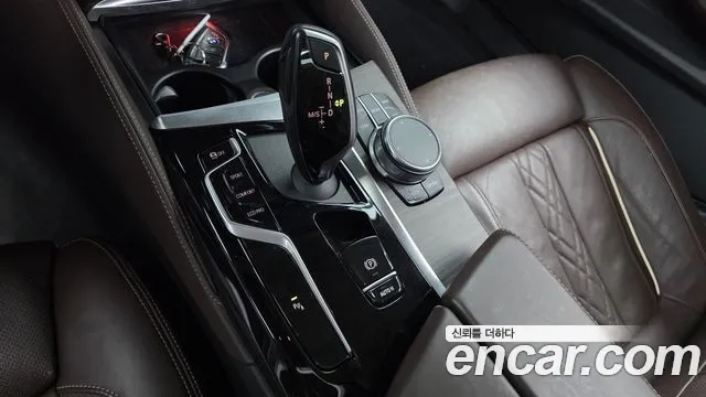 BMW 5 серии 2020 thumb 9