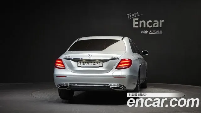 Mercedes-Benz E-Класс 2020 thumb 4