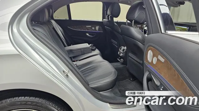 Mercedes-Benz E-Класс 2020 thumb 12