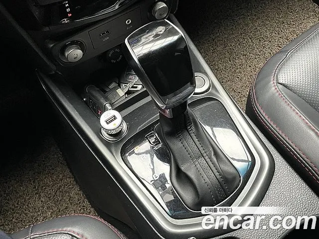KG_Mobility_Ssangyong TIBOLI 2019 thumb 9