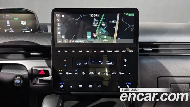 Hyundai Staria 2023 thumb 12