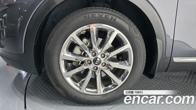 Kia Sorento 2015 thumb 5