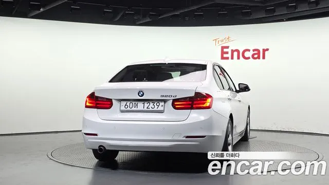 BMW 3 серии 2012 thumb 4