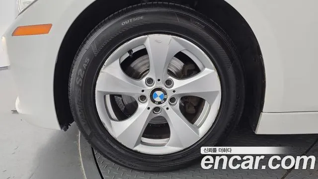 BMW 3 серии 2012 thumb 5