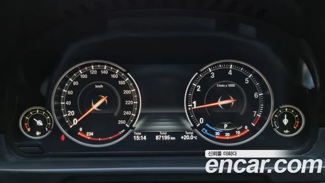 BMW 5 серии 2013 thumb 6