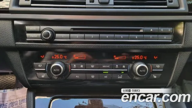 BMW 5 серии 2013 thumb 10