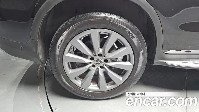 Mercedes-Benz GLC 2018 thumb 5