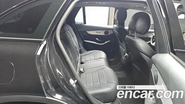 Mercedes-Benz GLC 2018 thumb 11