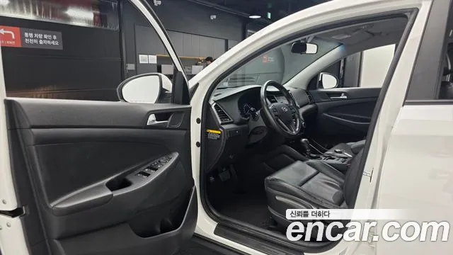 Hyundai Tucson 2017 thumb 10