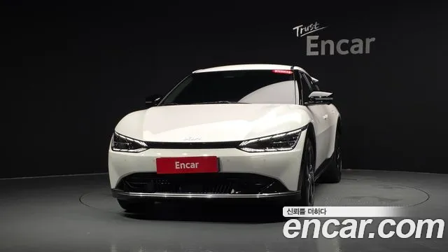 Kia EV6 2023 thumb 2