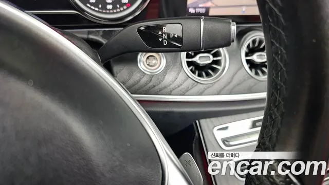 Mercedes-Benz E-Класс 2018 thumb 9