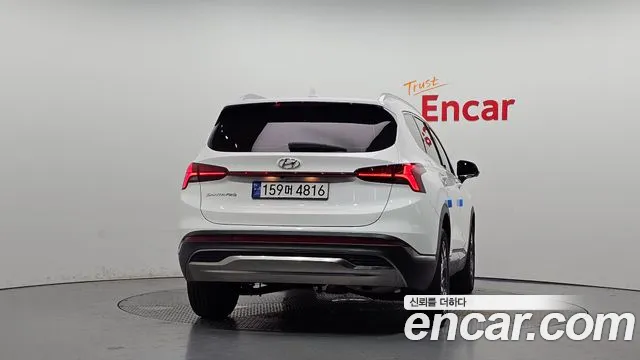 Hyundai Santa Fe 2023 thumb 4