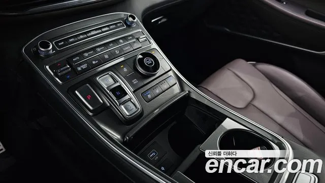 Hyundai Santa Fe 2023 thumb 9