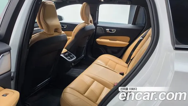 Volvo V60 2024 thumb 8