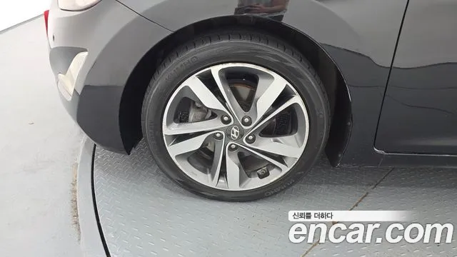 Hyundai Avante 2014 thumb 5
