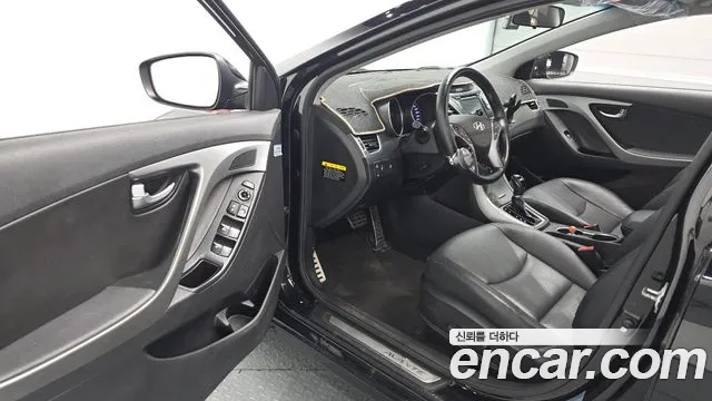 Hyundai Avante 2014 thumb 10