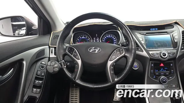 Hyundai Avante 2014 thumb 12