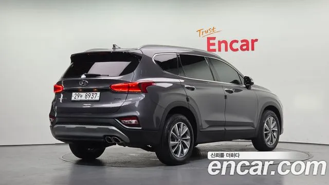 Hyundai Santa Fe 2019 thumb 2