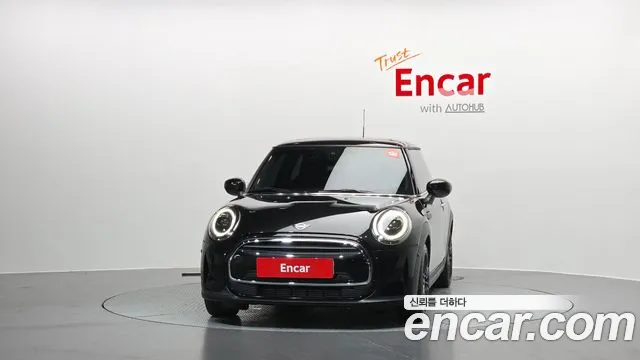 Mini Hatch 2023 thumb 3