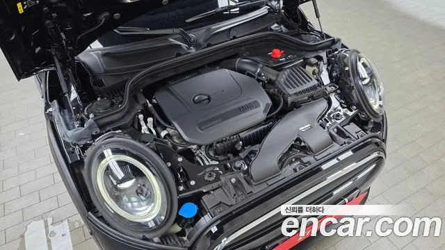 Mini Hatch 2023 thumb 6