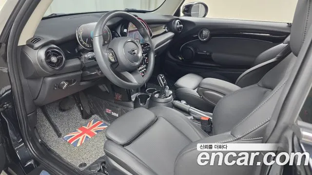 Mini Hatch 2023 thumb 7