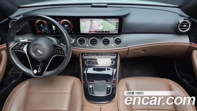 Mercedes-Benz E-Класс 2022 thumb 7