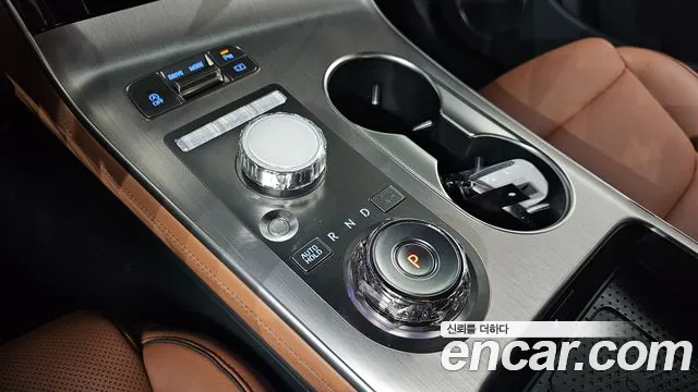Genesis GV70 2024 thumb 9