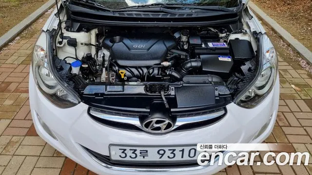 Hyundai Avante 2013 thumb 5