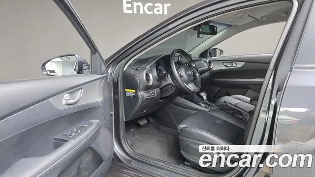 Kia K3 2019 thumb 11