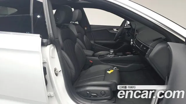 Audi A5 2020 thumb 11