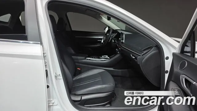 Hyundai Sonata 2021 thumb 10