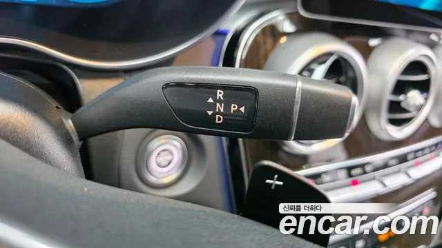 Mercedes-Benz GLC 2020 thumb 9