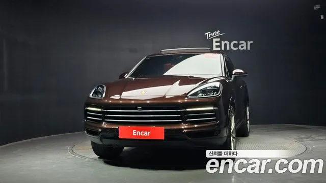 Porsche Cayenne 2019 thumb 2