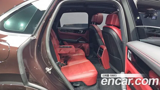 Porsche Cayenne 2019 thumb 10
