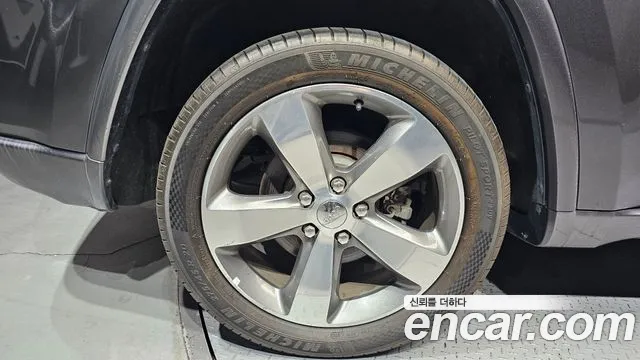 Jeep Cherokee 2015 thumb 5
