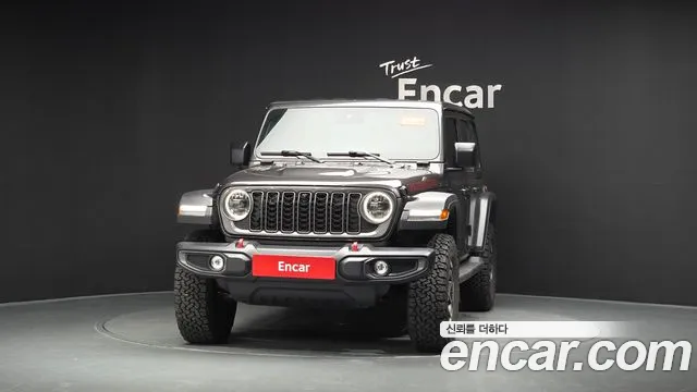 Jeep Wrangler 2025 thumb 2