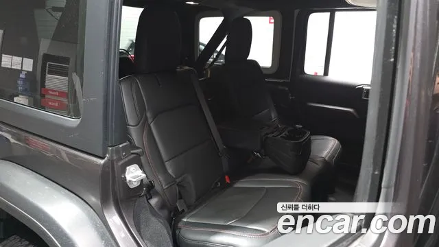 Jeep Wrangler 2025 thumb 11