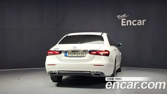 Mercedes-Benz E-Класс 2021 thumb 3