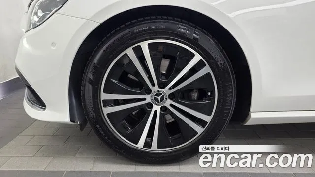 Mercedes-Benz E-Класс 2021 thumb 4
